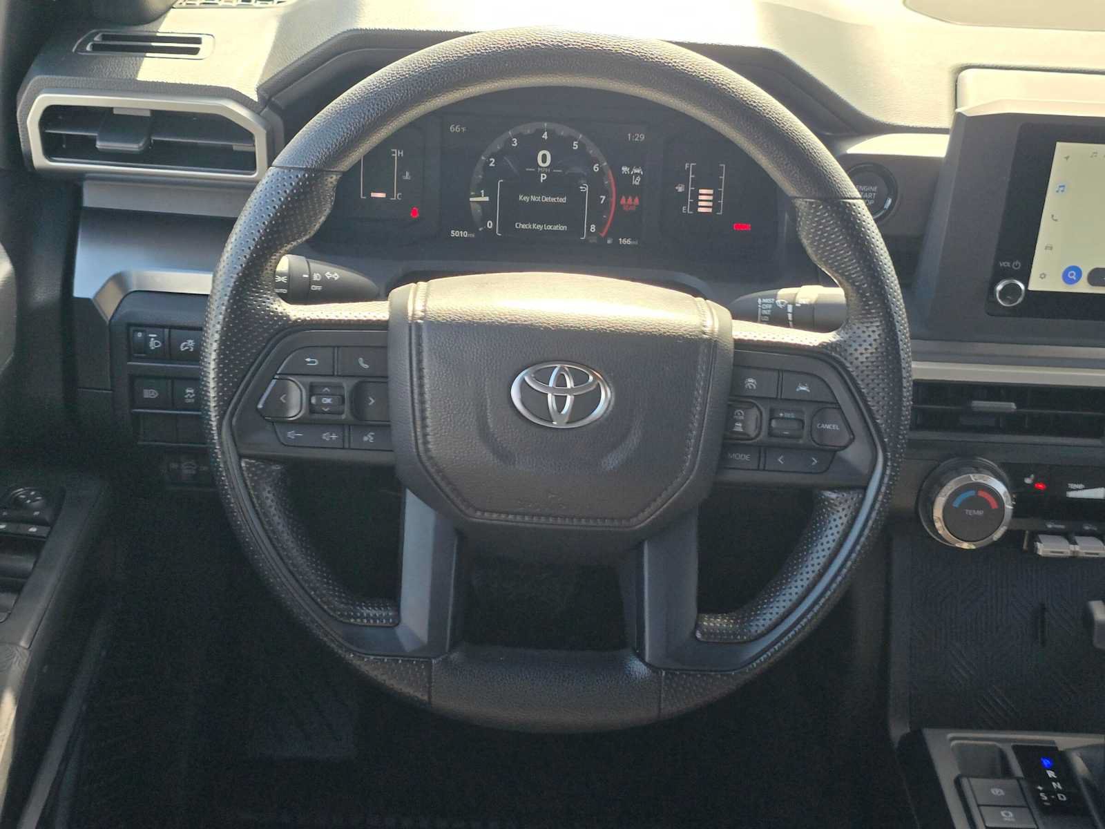 Certified 2025 Toyota Tacoma SR5 AWD/4WD image 19
