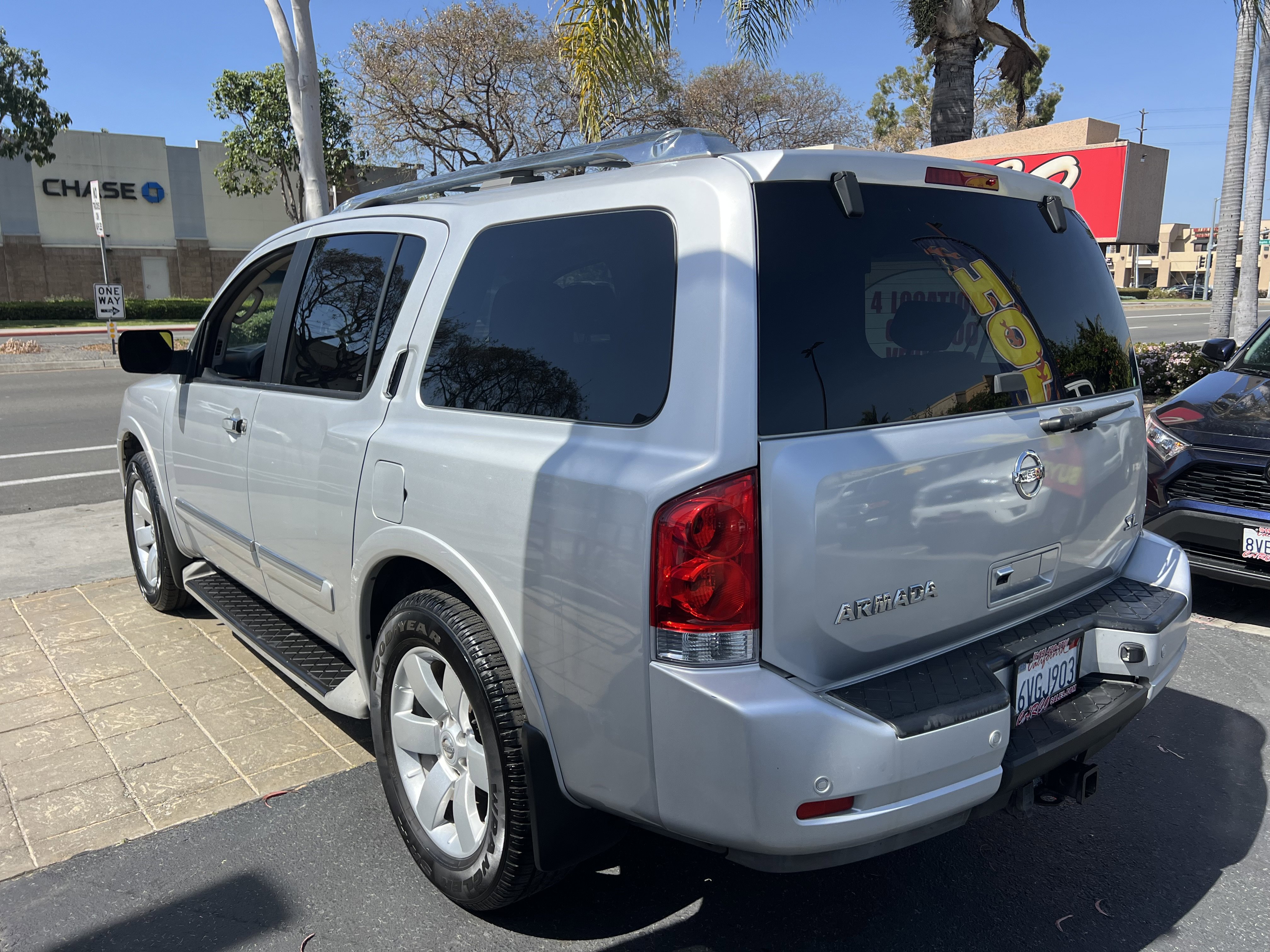 Used 2012 Nissan Armada SL RWD image 6