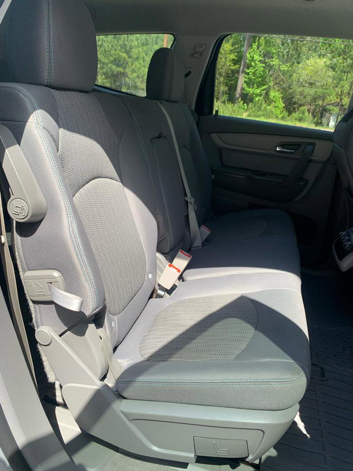 Used 2017 Chevrolet Traverse LS FWD image 10