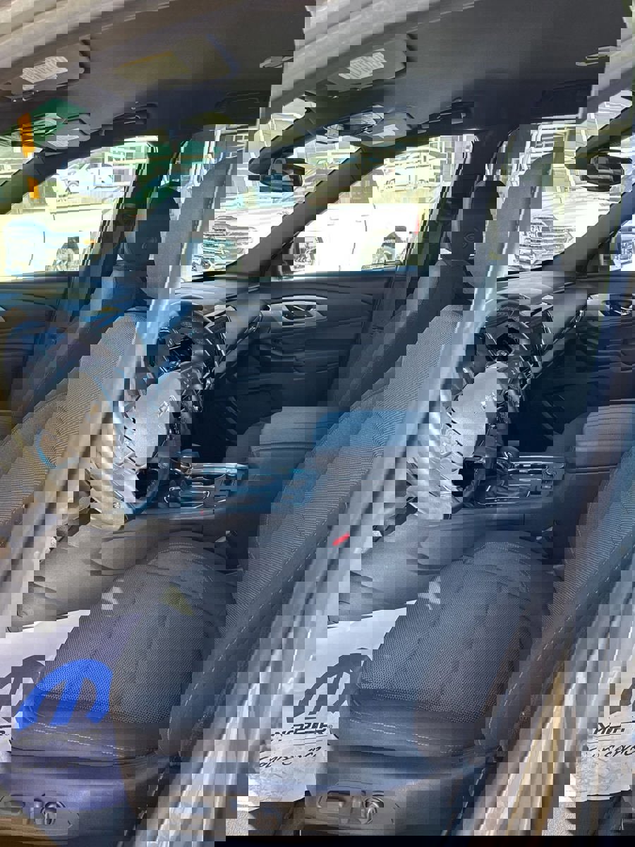 Used 2023 Chevrolet Traverse LT w/ Midnight/Sport Edition image 11