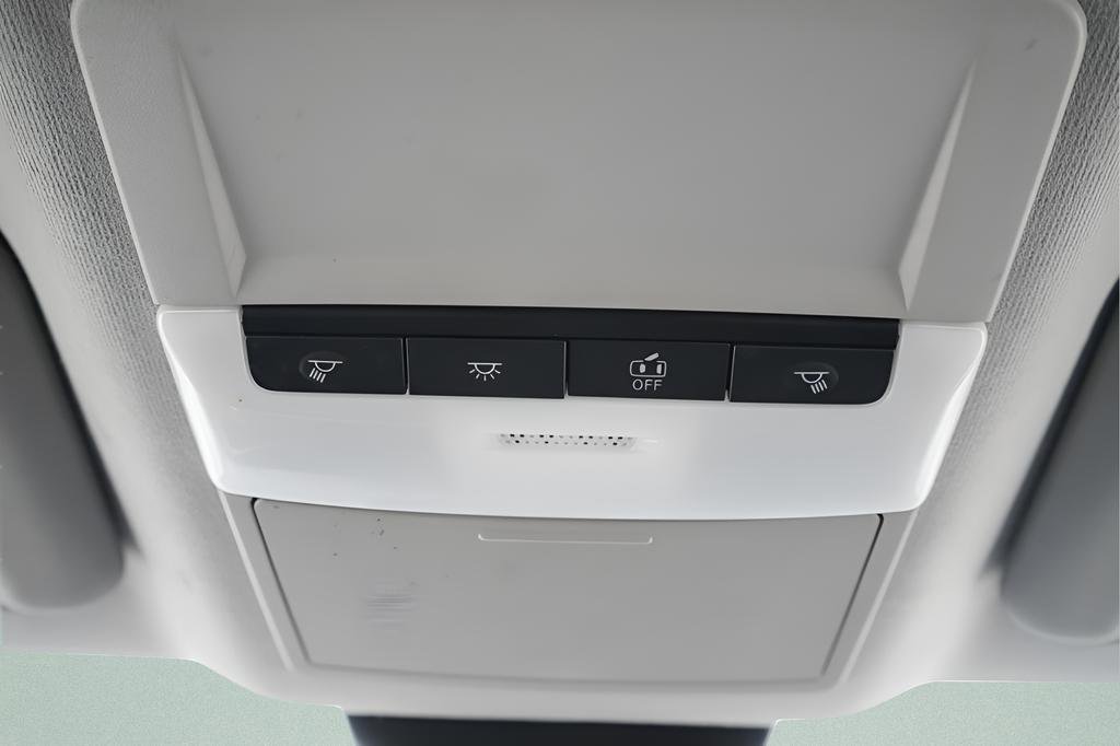 Used 2022 Nissan Sentra SR FWD image 20