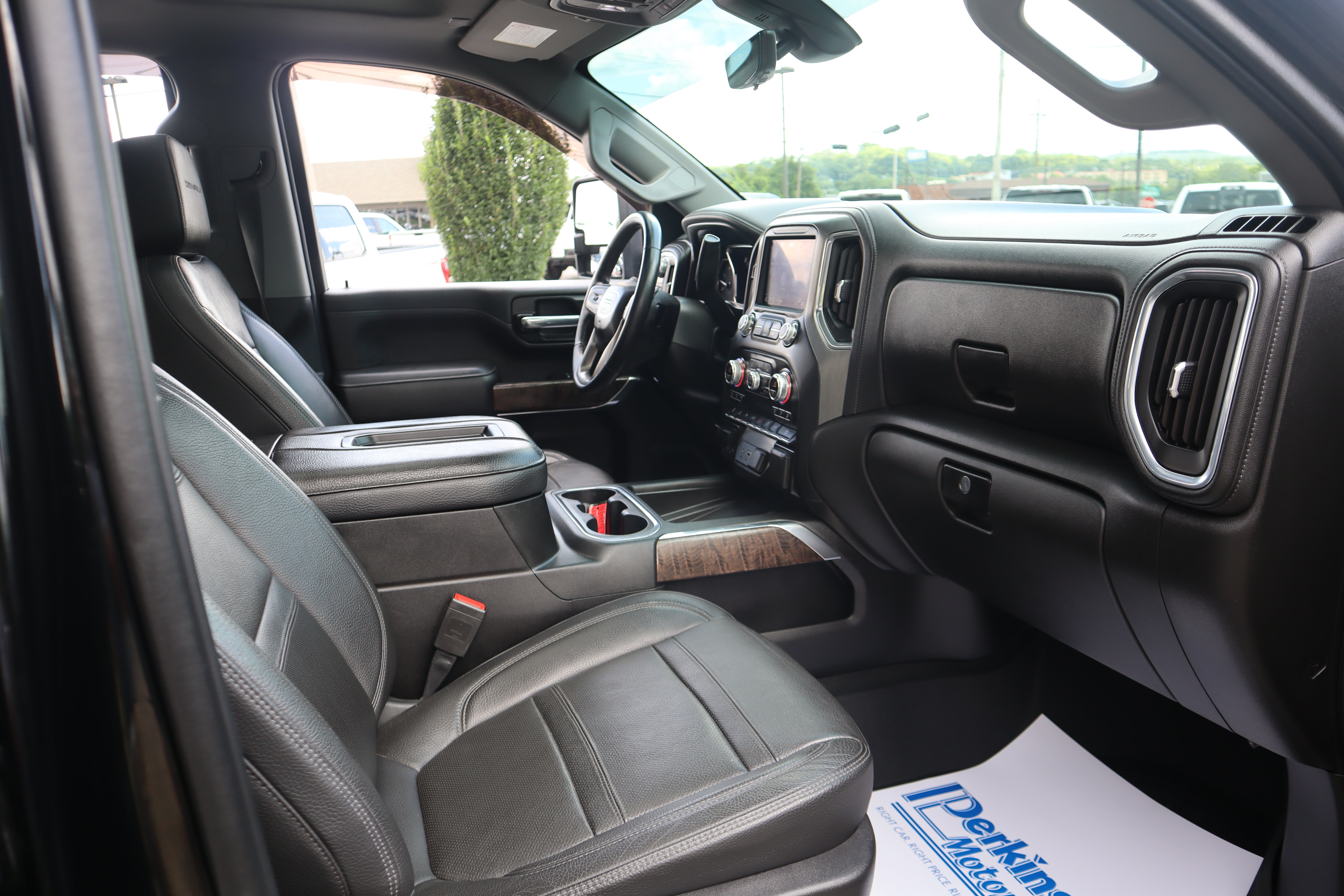 Used 2021 GMC Sierra 2500 Denali w/ Denali Ultimate Package AWD/4WD image 28