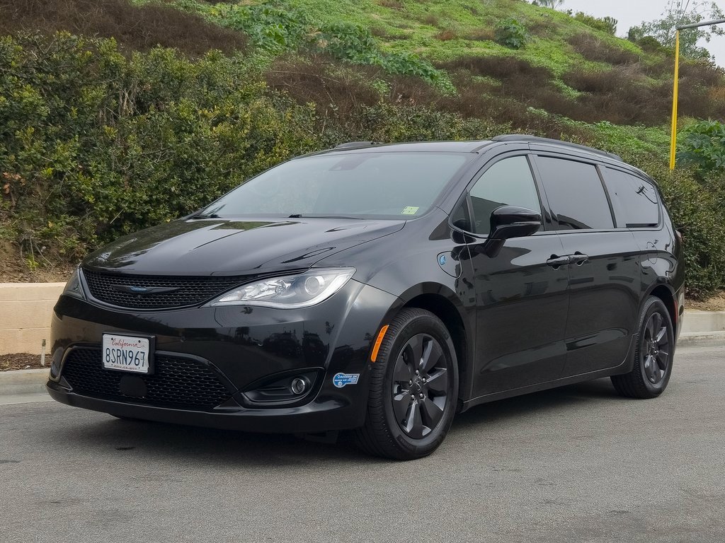 Used 2020 Chrysler Pacifica Limited w/ Advanced Safetytec Group image 26