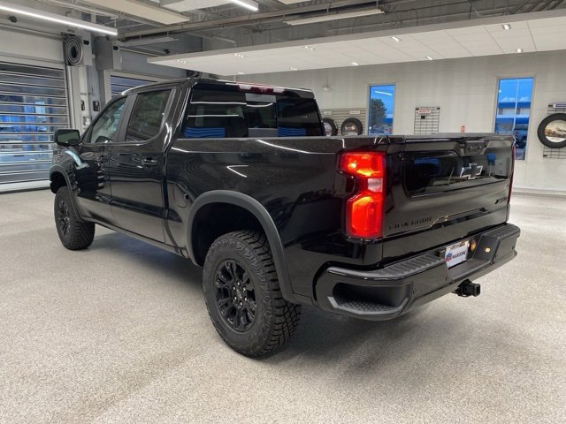 New 2026 Chevrolet Silverado 1500 ZR2 w/ Dark Appearance Package image 8