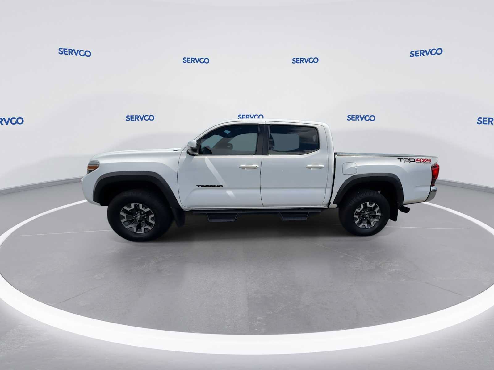Used 2019 Toyota Tacoma TRD Off-Road AWD/4WD image 5