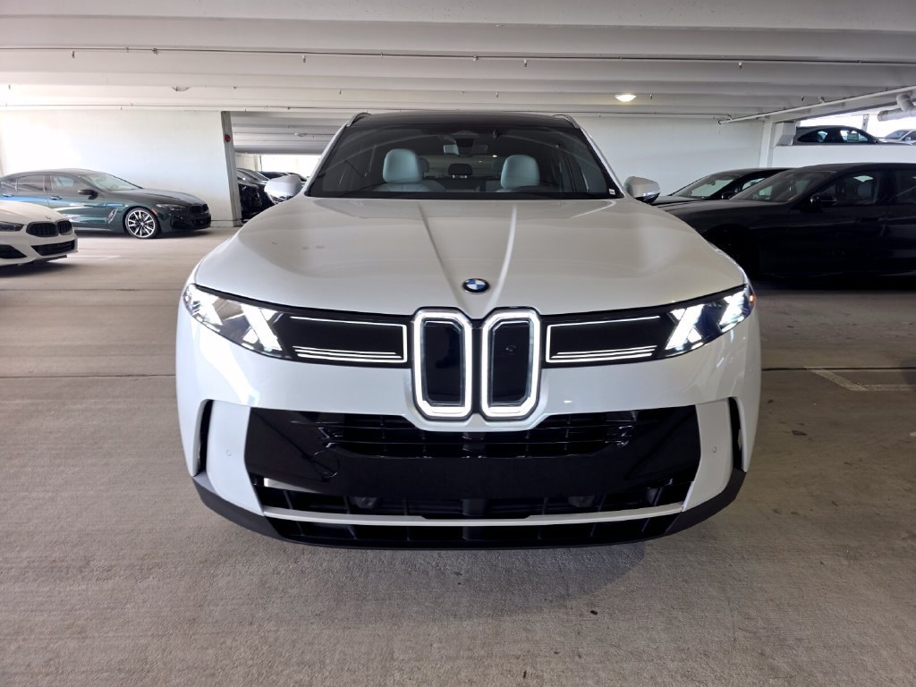 New 2027 BMW X5 xDrive50e w/ Climate Package AWD/4WD image 2