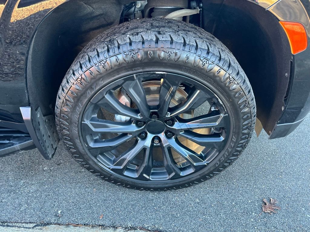 Used 2022 GMC Yukon Denali image 11