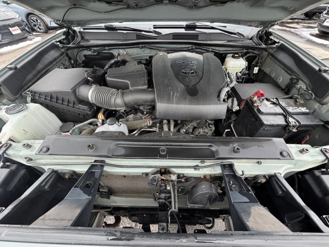 Certified 2022 Toyota Tacoma TRD Off-Road w/ Technology Package image 34