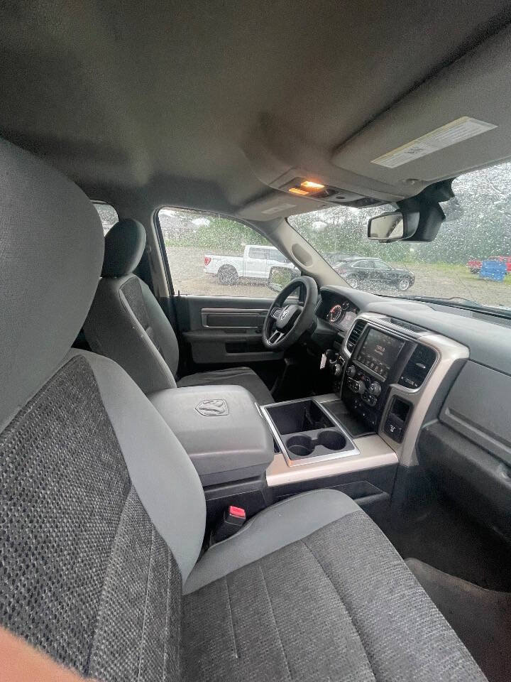 Used 2015 RAM 1500 Outdoorsman AWD/4WD image 30