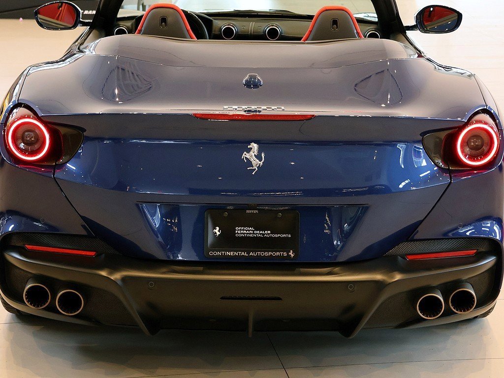 Certified 2022 Ferrari Portofino M image 59