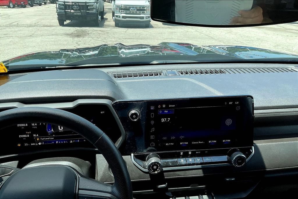 Used 2024 Chevrolet Colorado Trail Boss w/ Safety Package AWD/4WD image 13