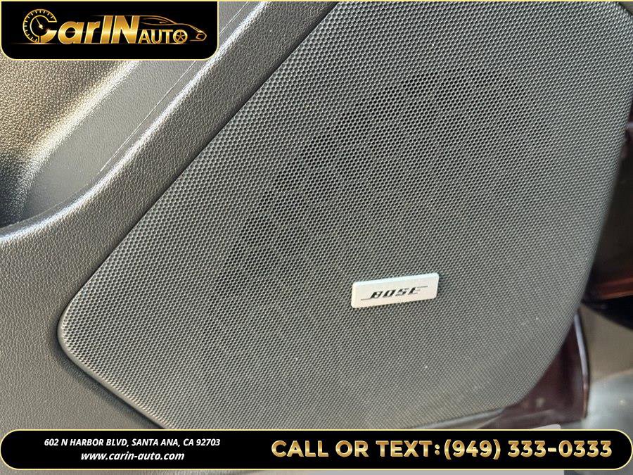 Used 2018 Cadillac XT5 Luxury w/ Driver Awareness Package image 18