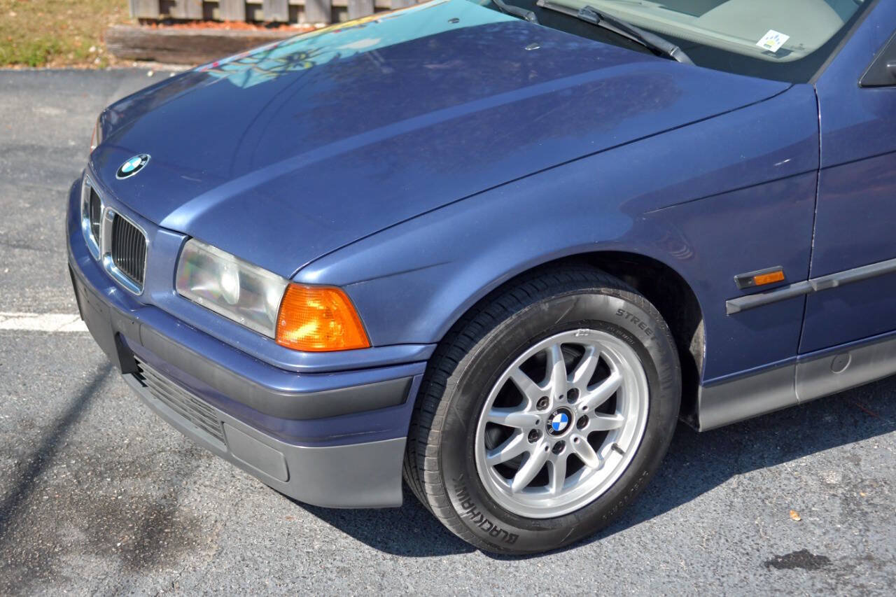 Used 1995 BMW 318ti Hatchback RWD image 7