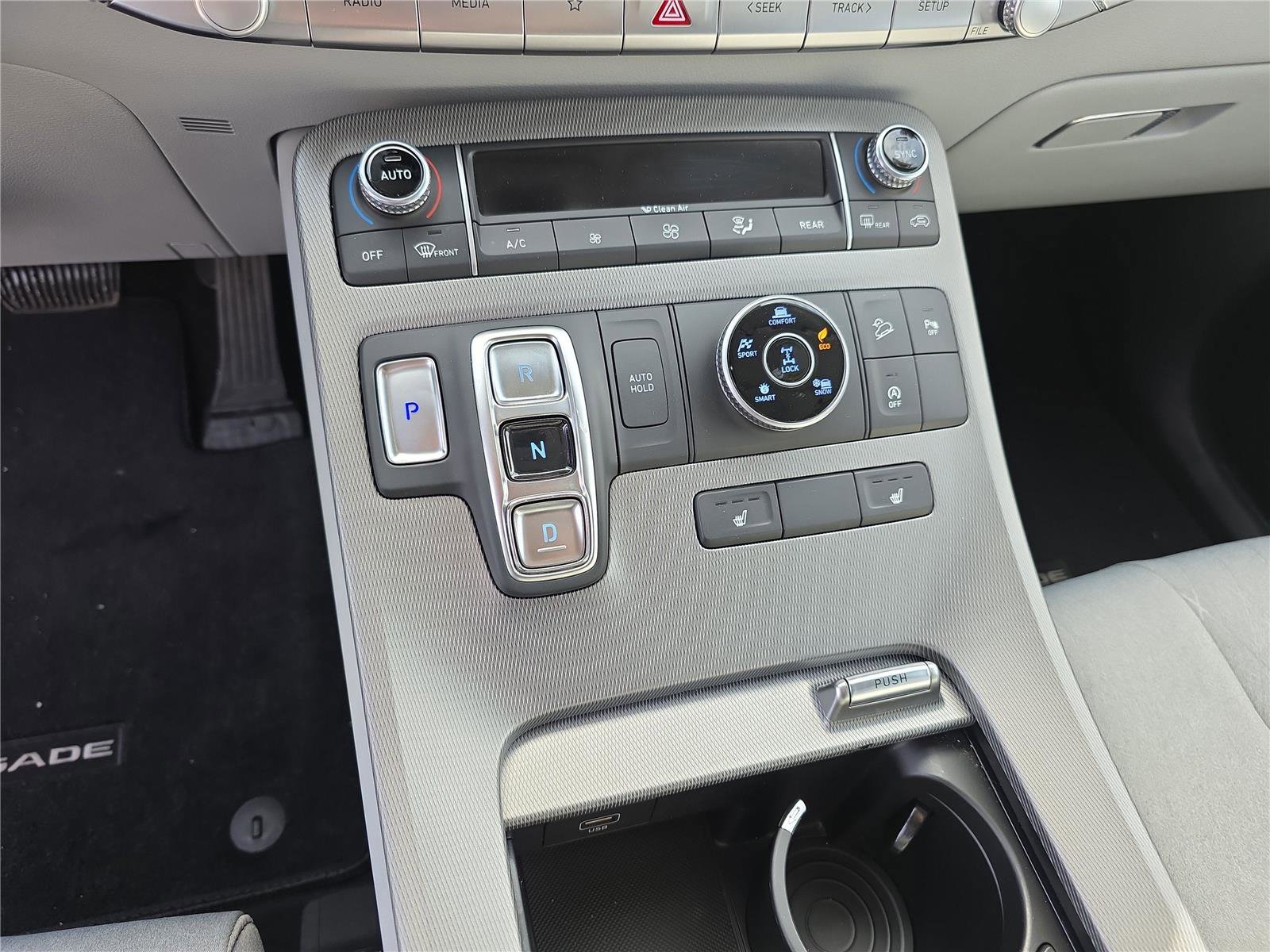 Used 2022 Hyundai Palisade SEL image 27