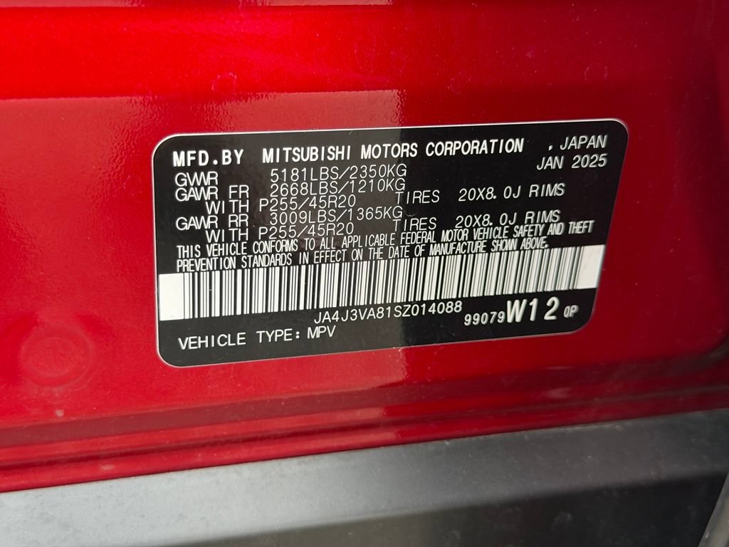 Used 2025 Mitsubishi Outlander SE FWD image 11