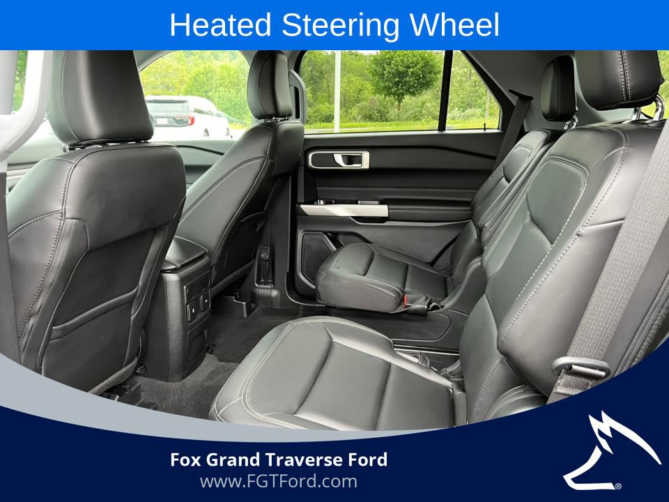 Certified 2023 Ford Explorer XLT w/ Equipment Group 202A AWD/4WD image 4