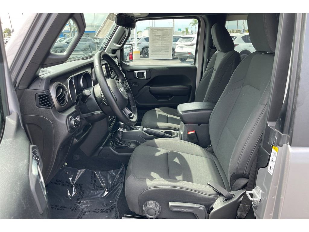 Used 2019 Jeep Wrangler Sport image 10