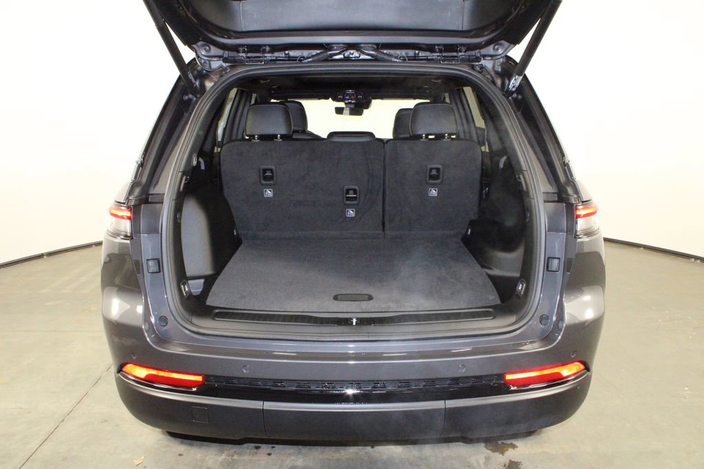 New 2025 Jeep Grand Cherokee Limited image 14