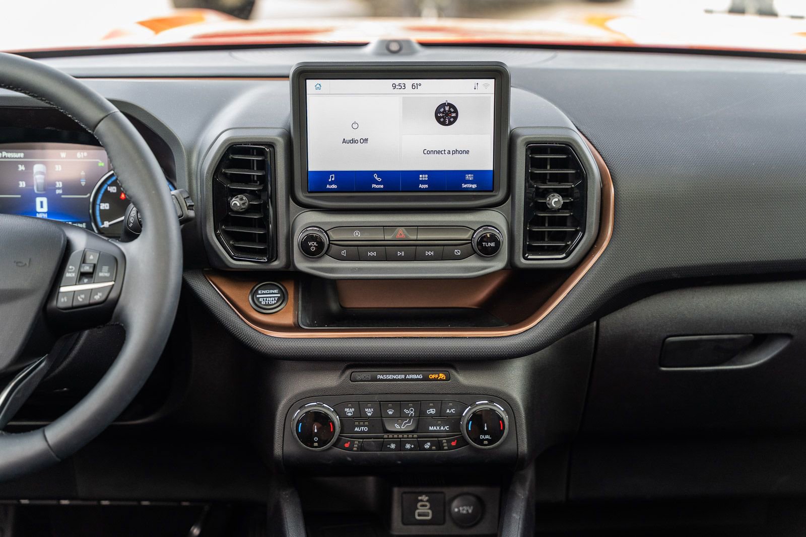 Used 2024 Ford Bronco Sport Outer Banks w/ Tech Package image 33