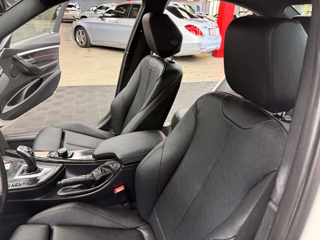 Used 2017 BMW 330i Sedan RWD image 34