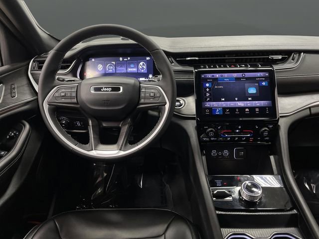 Certified 2024 Jeep Grand Cherokee Limited image 5