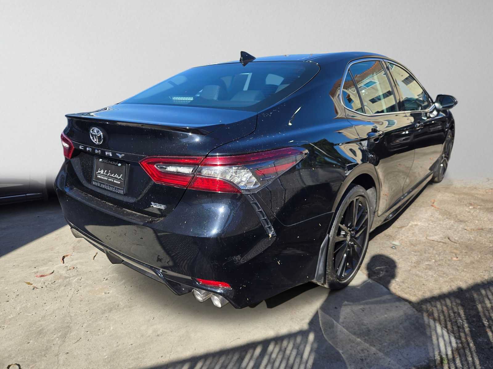 Used 2024 Toyota Camry XSE FWD image 3