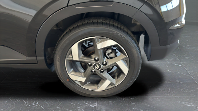 New 2026 Hyundai Venue SEL FWD image 33