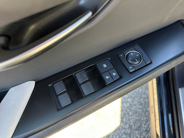 Used 2023 Lexus UX 250h FWD w/ Accessory Package (Z1) image 19