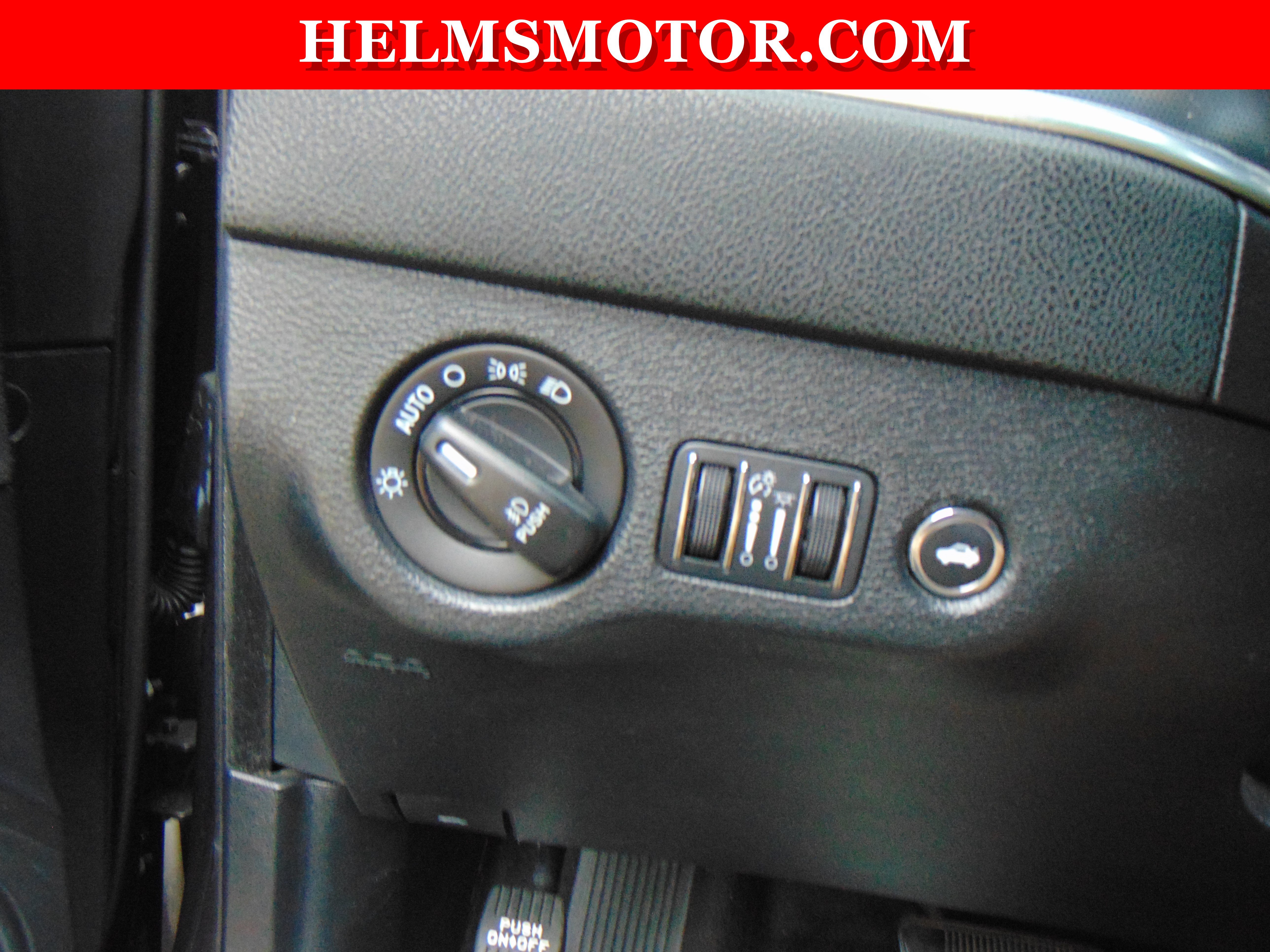 Used 2015 Dodge Charger SXT RWD image 23
