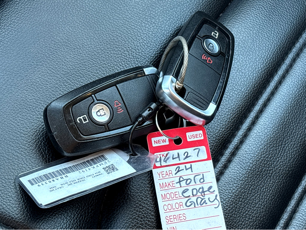 Used 2024 Ford Edge SEL AWD/4WD image 22