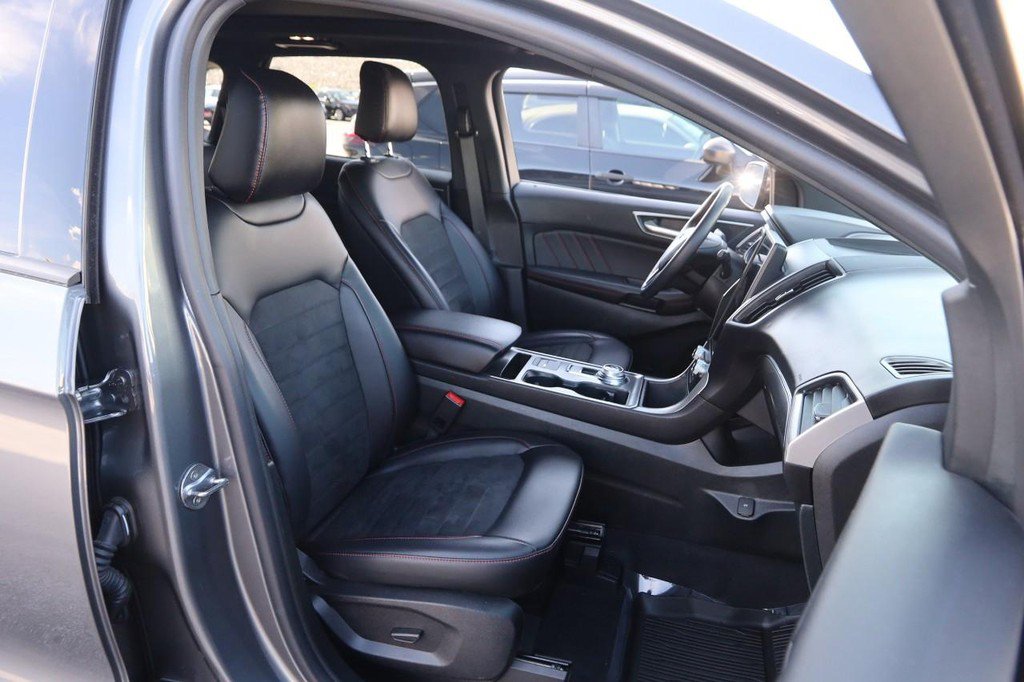 Used 2024 Ford Edge ST-Line AWD/4WD image 27