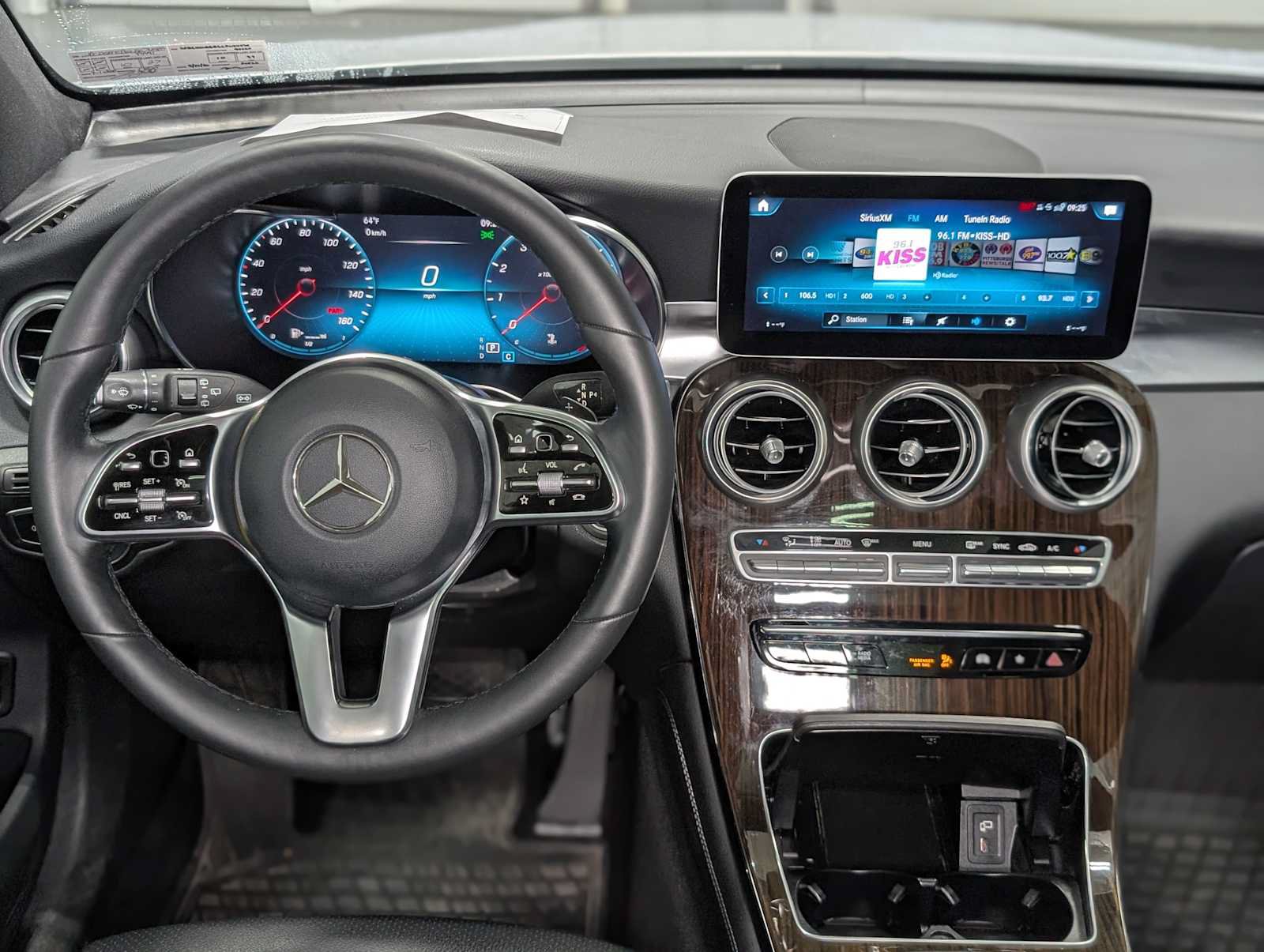 Certified 2020 Mercedes-Benz GLC 300 4MATIC image 5