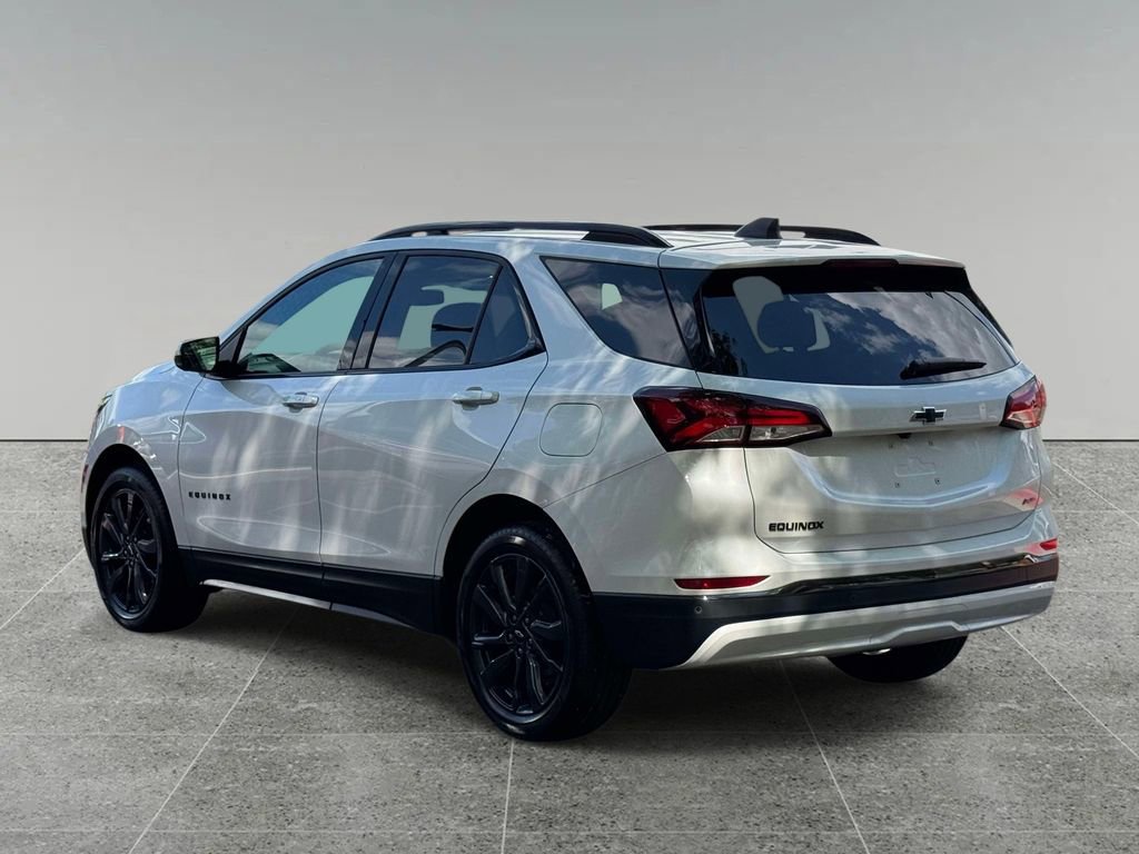 Used 2023 Chevrolet Equinox RS FWD image 12