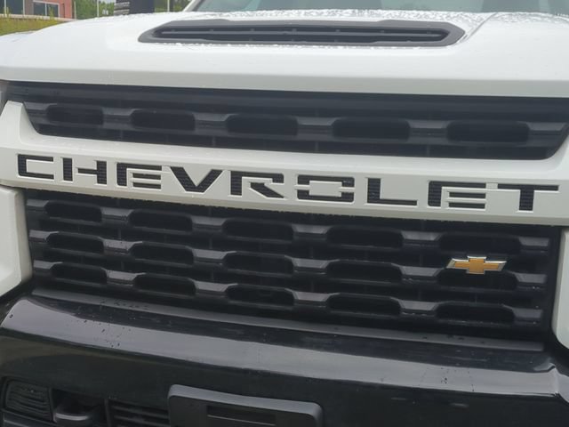Used 2023 Chevrolet Silverado 2500 Custom w/ Custom Value Package AWD/4WD image 24