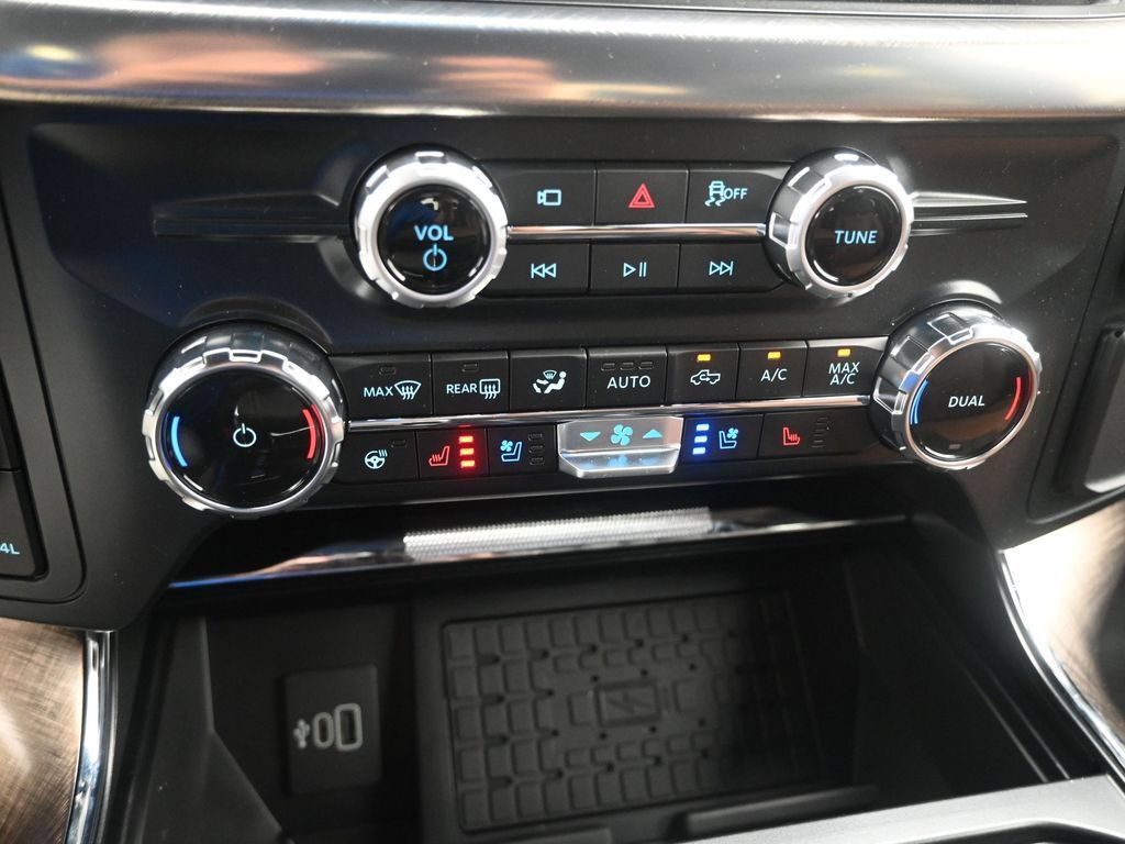 Used 2025 Ford F150 King Ranch w/ FX4 Off-Road Package AWD/4WD image 21