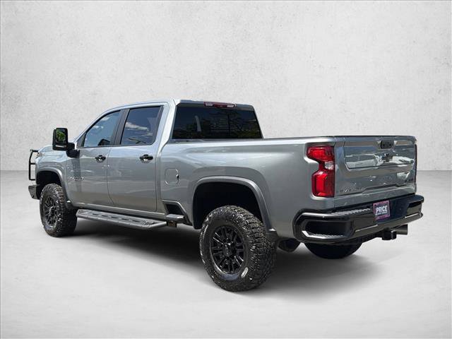 Used 2024 Chevrolet Silverado 2500 ZR2 w/ Technology Package AWD/4WD image 7