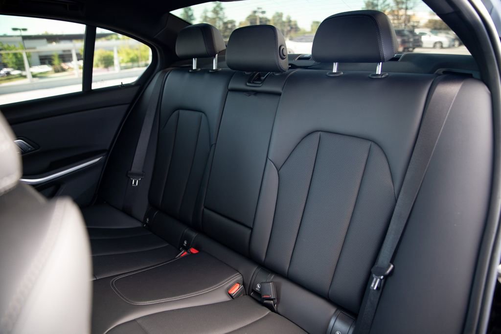 Used 2022 BMW 330e w/ Premium Package image 13