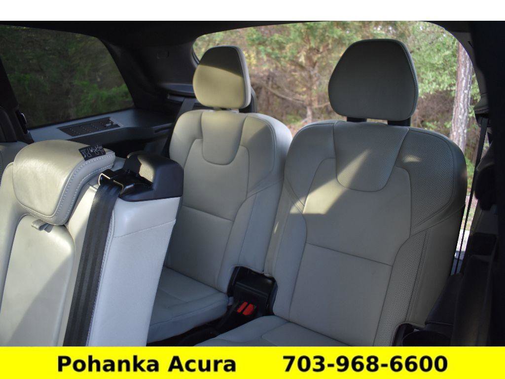 Used 2020 Volvo XC90 T6 R-Design image 33