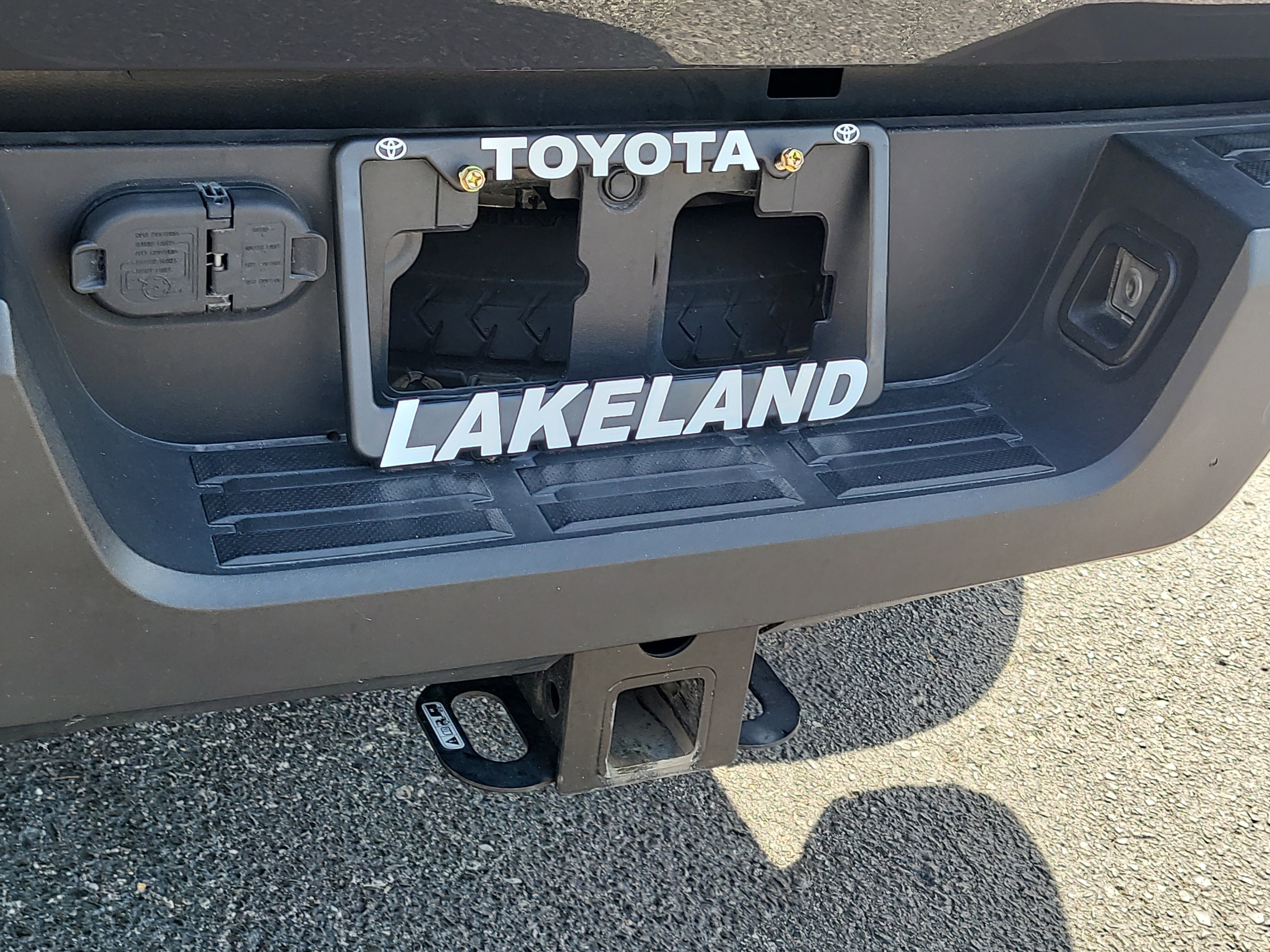 Used 2024 Toyota Tacoma SR5 RWD image 11