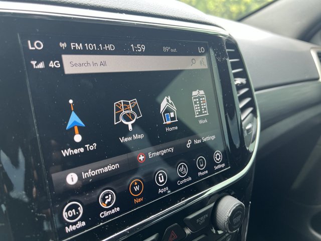 Used 2020 Jeep Grand Cherokee Altitude AWD/4WD image 14