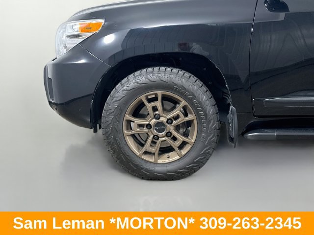 Used 2015 Toyota Land Cruiser AWD/4WD image 35
