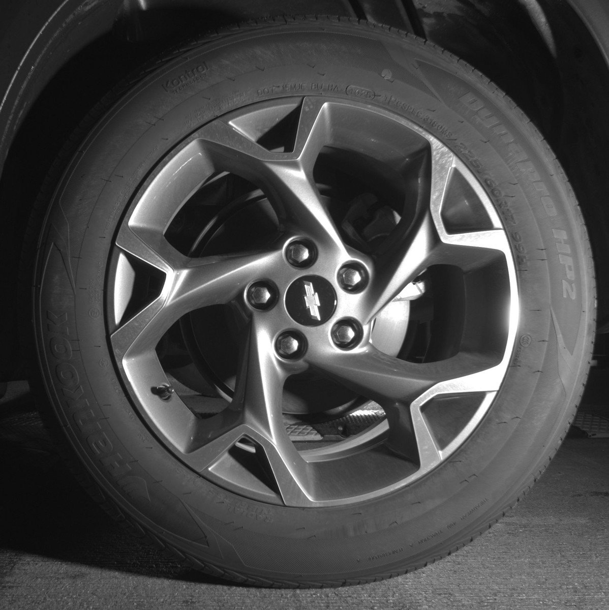 Used 2025 Chevrolet Trax LT FWD image 14