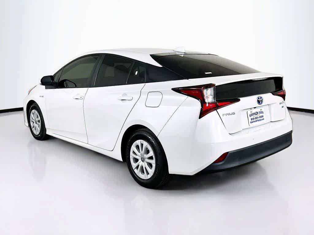 Used 2021 Toyota Prius L Eco FWD image 4