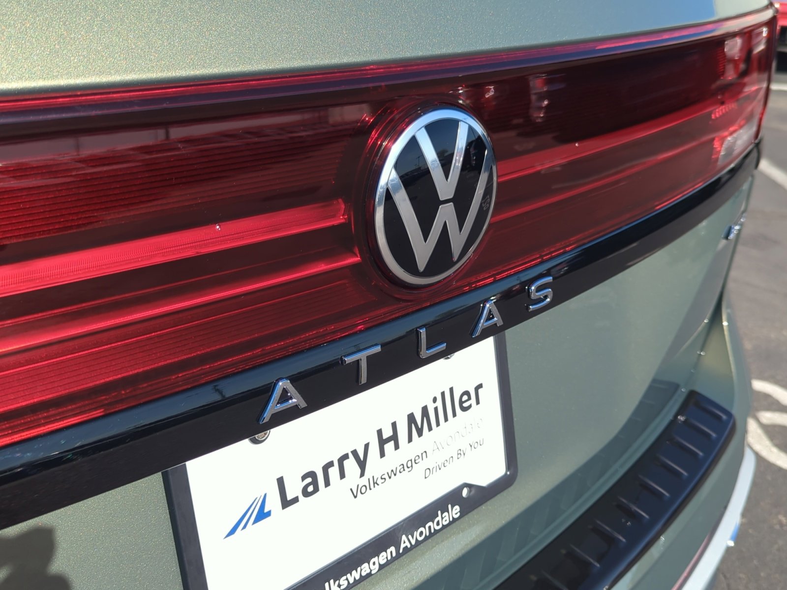 New 2026 Volkswagen Atlas Peak Edition AWD/4WD image 23