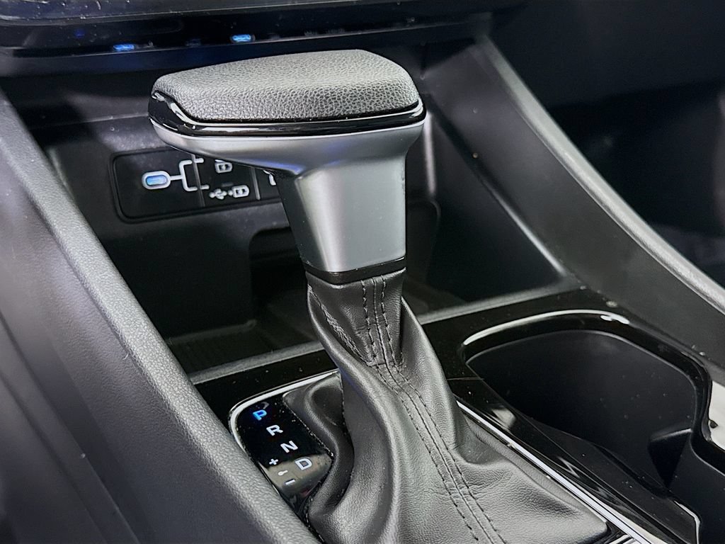 Certified 2025 Hyundai Tucson SEL FWD image 8