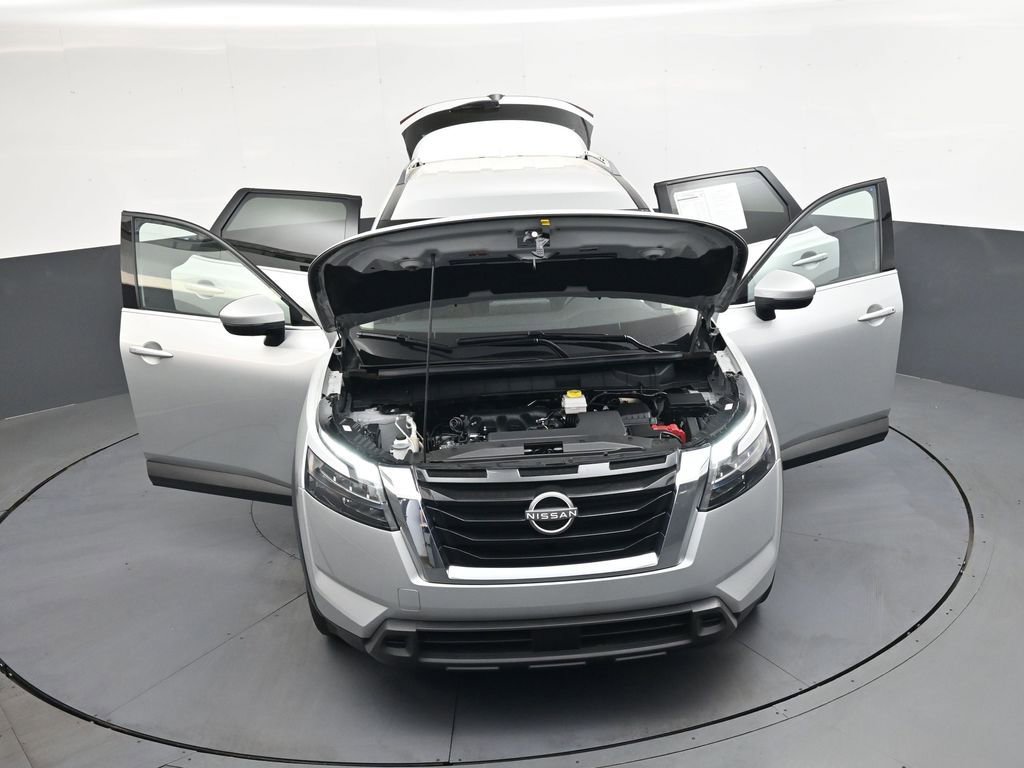 Used 2025 Nissan Pathfinder SV AWD/4WD image 55