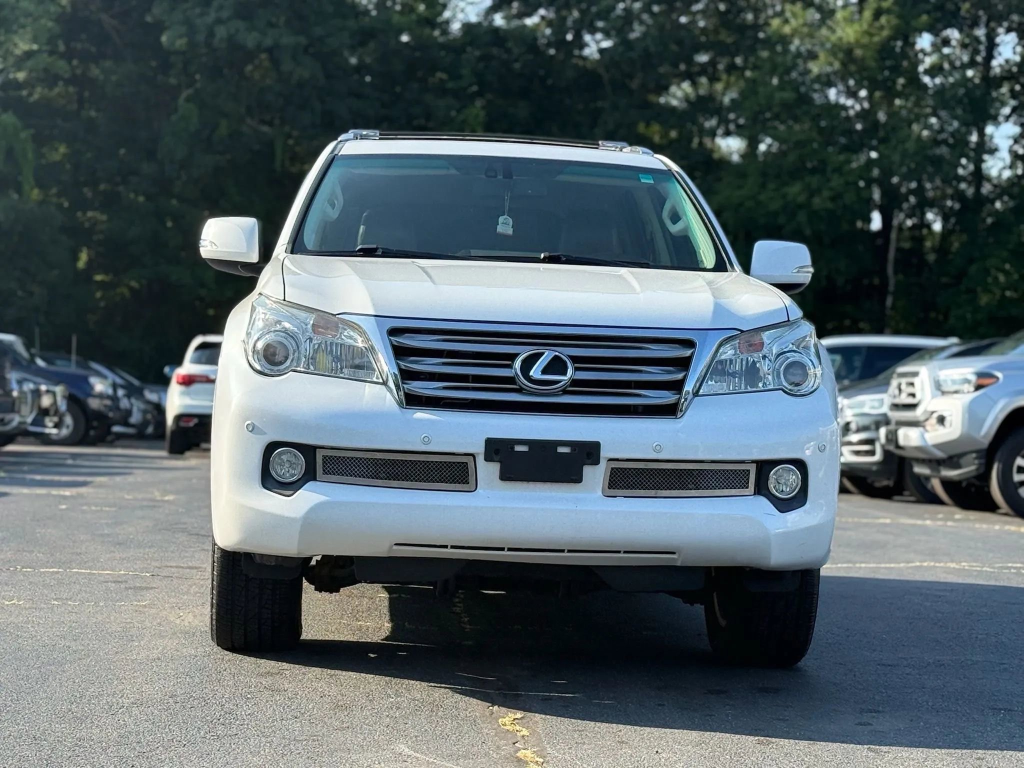 Used 2011 Lexus GX 460 image 3