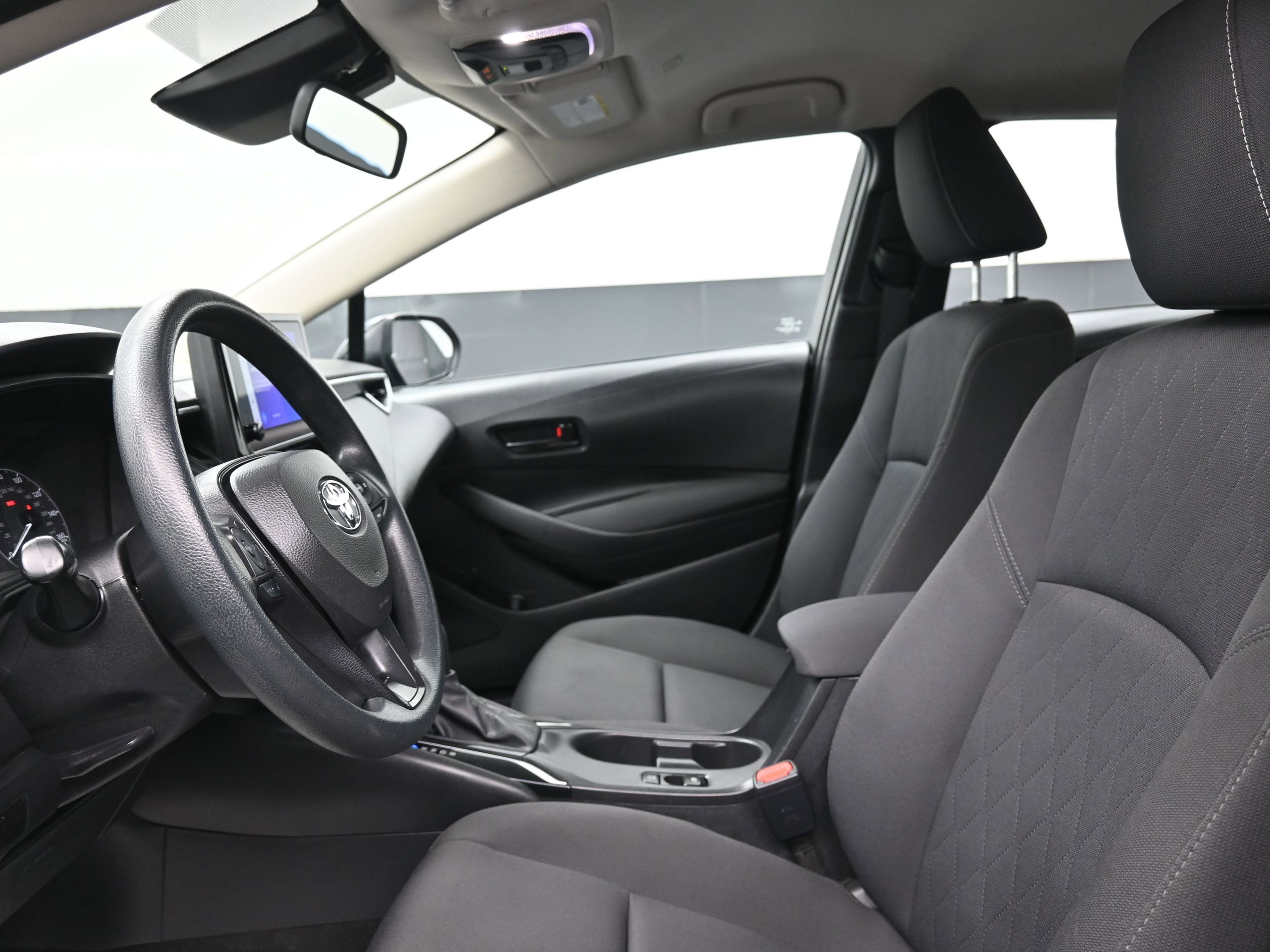 Used 2023 Toyota Corolla LE image 20