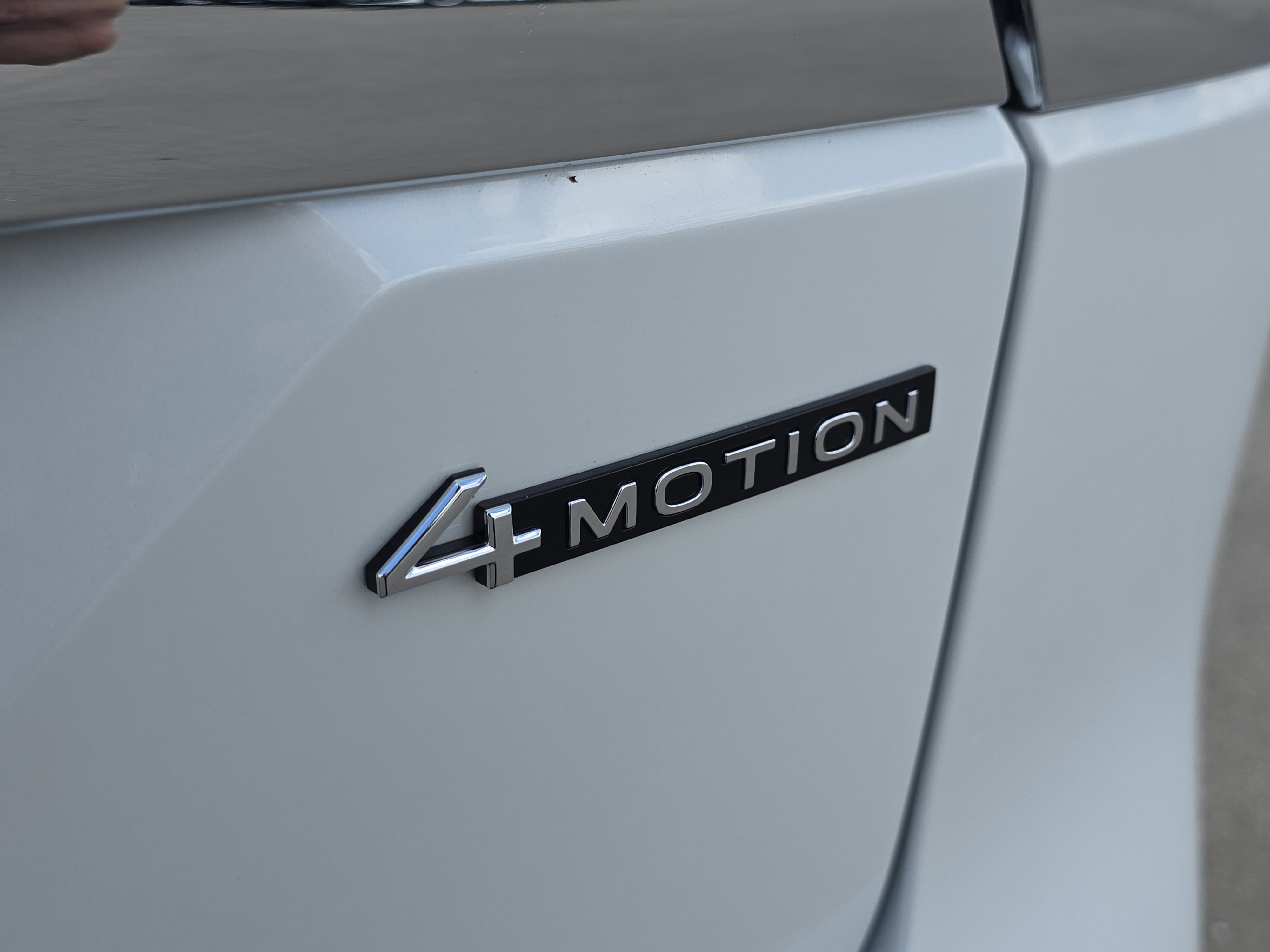 New 2026 Volkswagen Atlas SE image 11