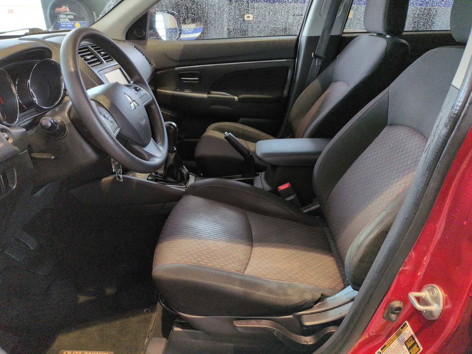 Used 2018 Mitsubishi Outlander Sport ES image 16